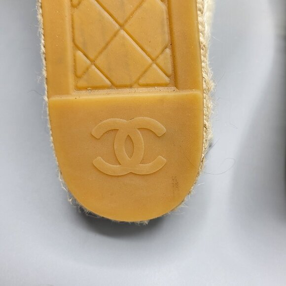 Chanel Beige Knit & Black Leather Espadrilles Size 37 B G29762 Made in Spain - Picture 12 of 16